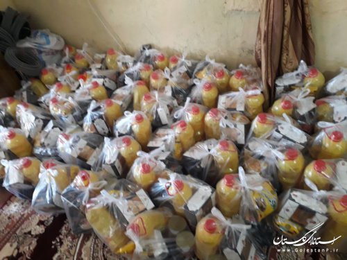 توزیع 320 بسته بهداشتی و غذایی بین 160 خانوار سیل زده در آق قلا