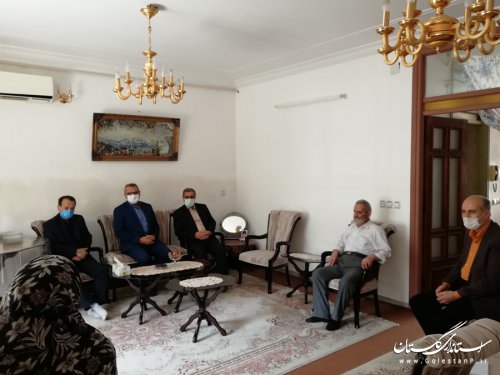 مدیرکل امور اتباع و مهاجرین خارجی استانداری با خانواده شهید موسوی دیدار کرد